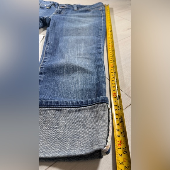 GAP Low Rise Cropped Stretch Denim Capri Women Jeans Size 2 - Picture 12 of 16